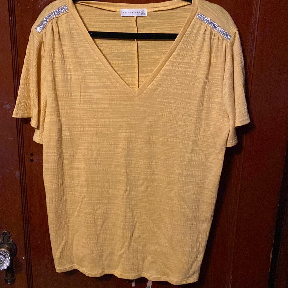 Dressy retrology T-shirt with bling